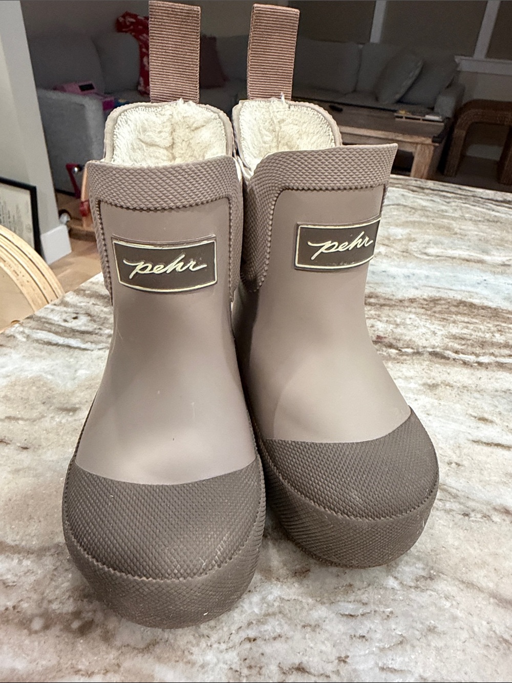 Pehr voyager boot size 5